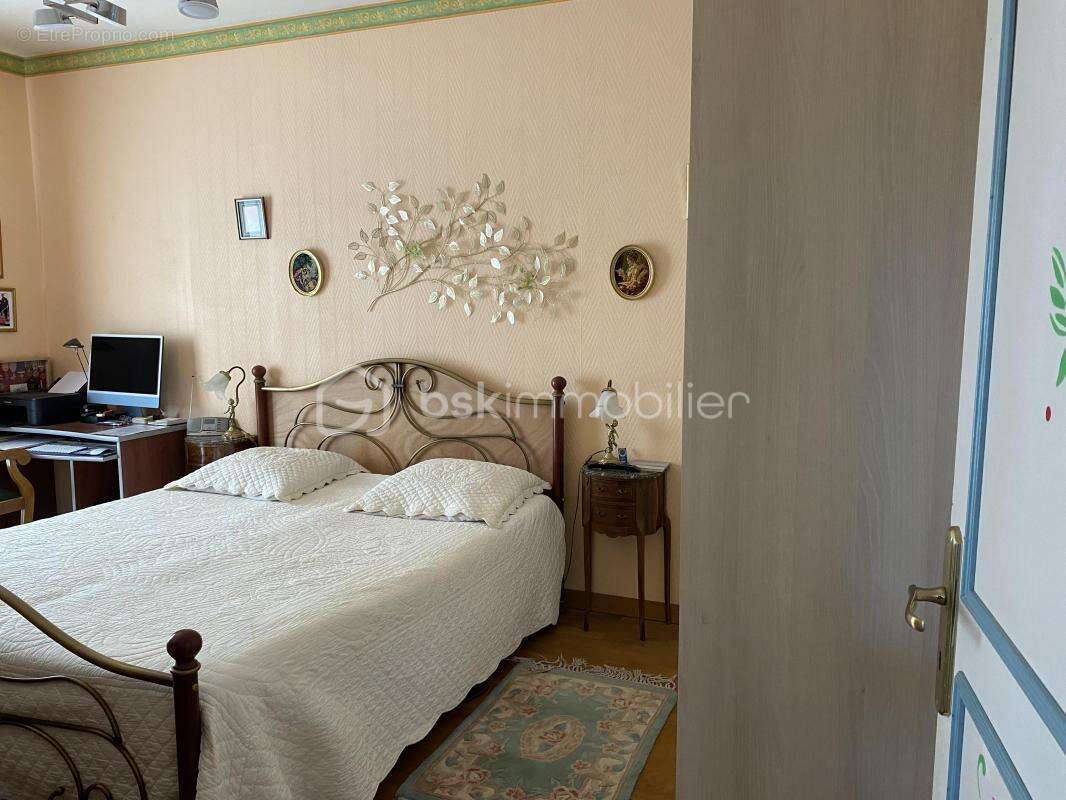 Maison à MALAUSSANNE