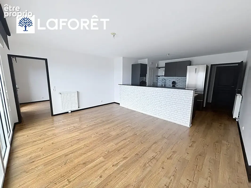 Appartement Lorient 4 pièce(s) 80m2 - photo 2