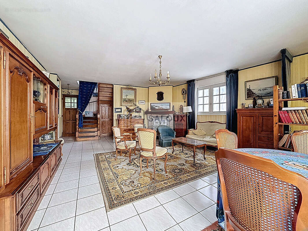 Maison à MUZILLAC
