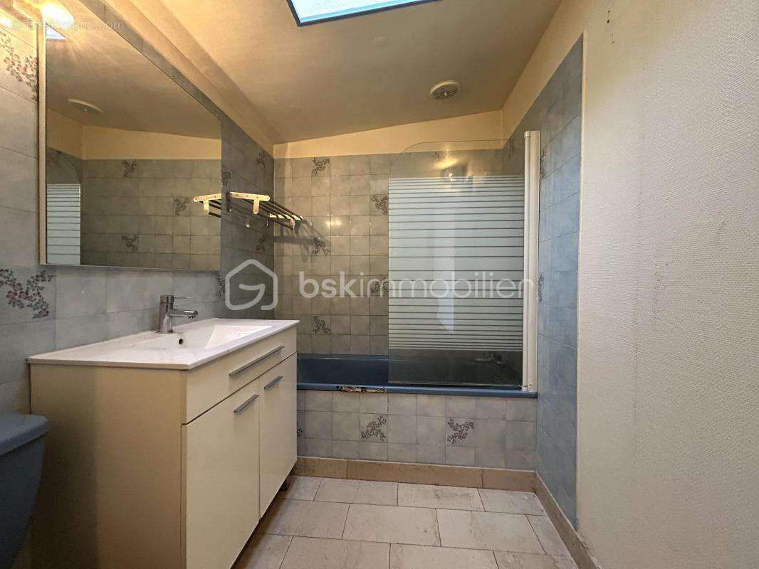 Maison en pierre 109 m² - photo 10