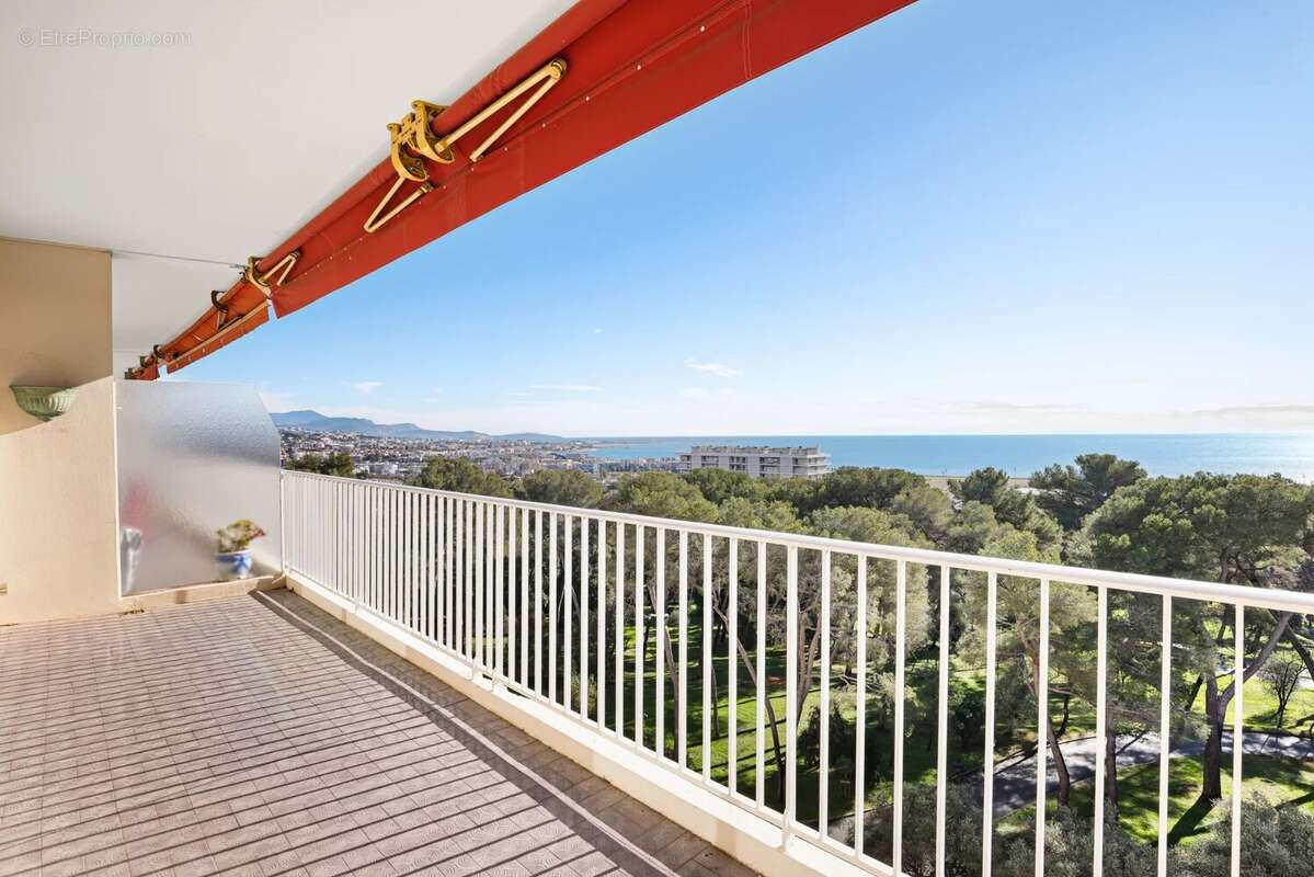 Appartement à CAGNES-SUR-MER