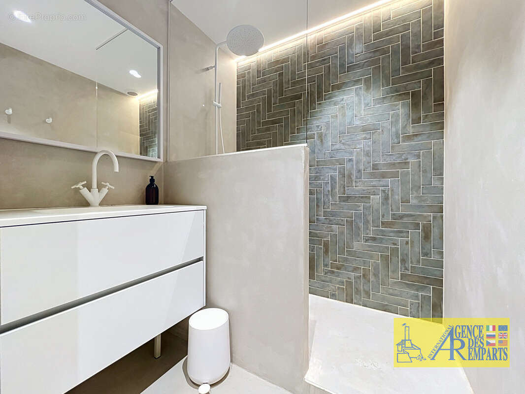 Appartement 3 pièces de charme dans le Vieil Antibes - photo 8