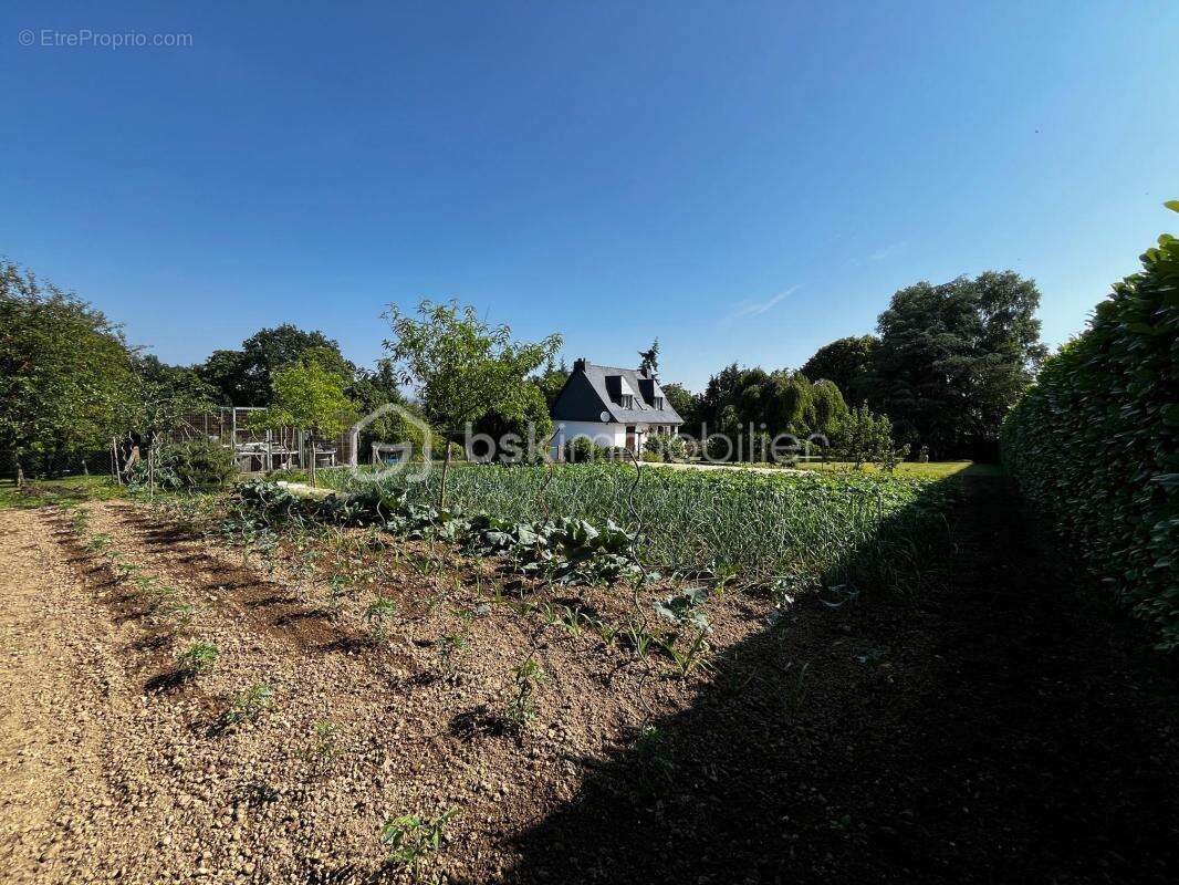 Maison à SAINT-CARADEC
