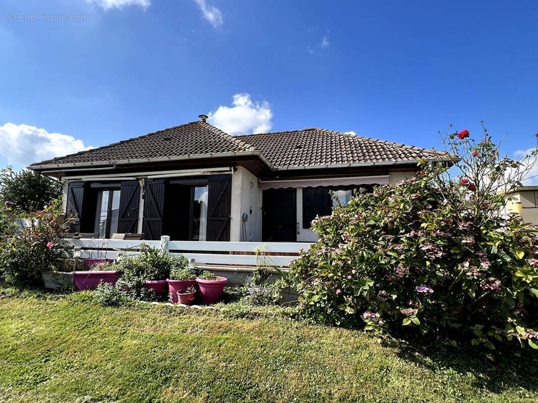 Maison à FOUQUEVILLE