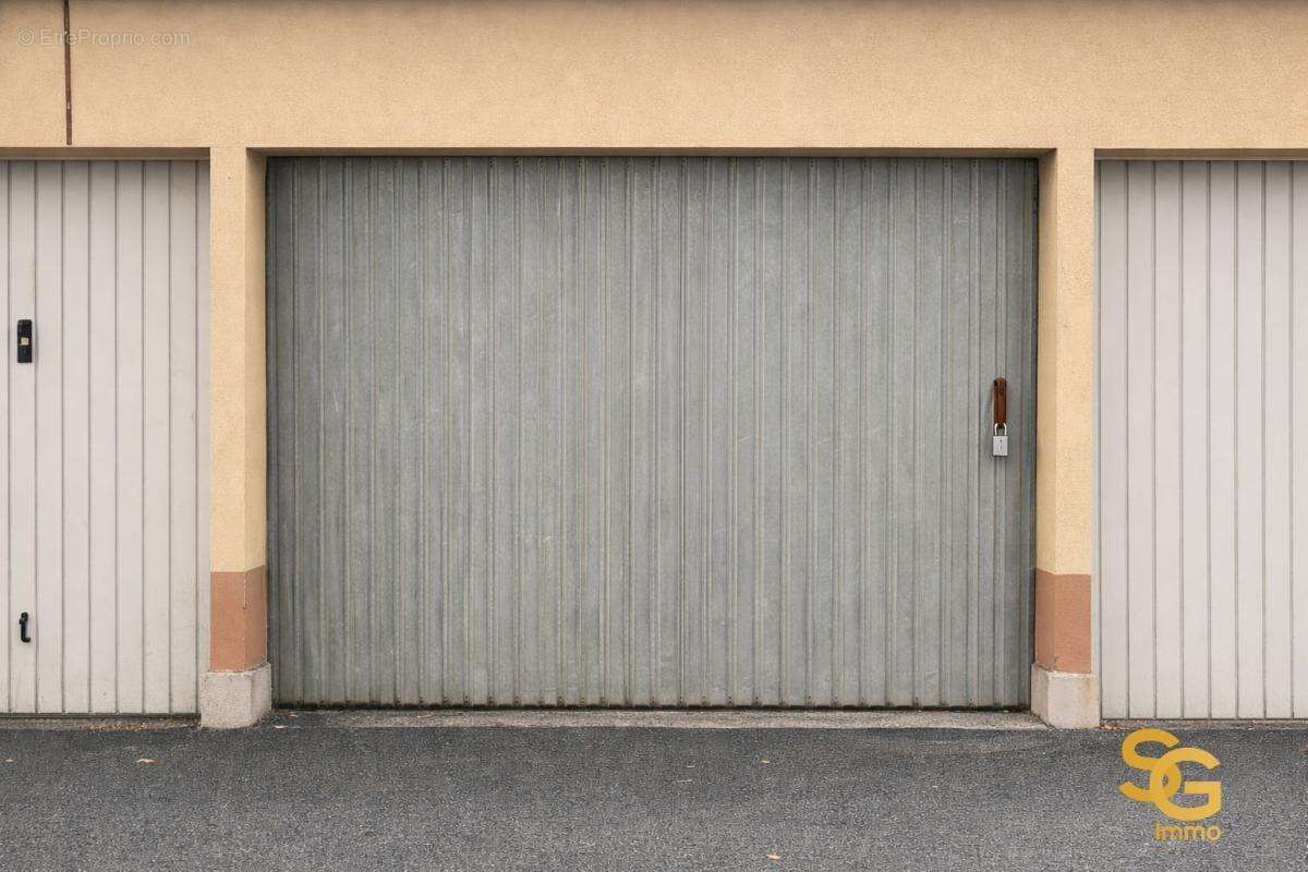 Parking à NICE