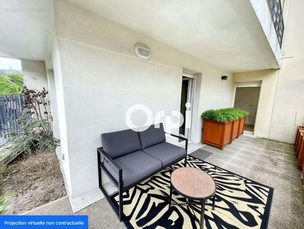 Appartement à HARDRICOURT