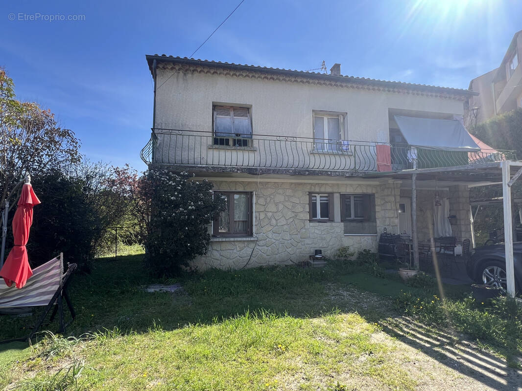 Maison à VAISON-LA-ROMAINE