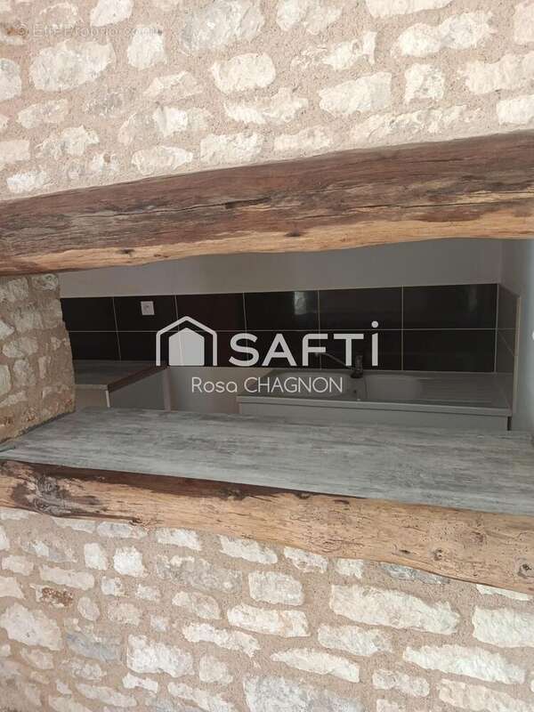 Maison 115 m² à Coulonges-Sur-L'autize  - photo 8