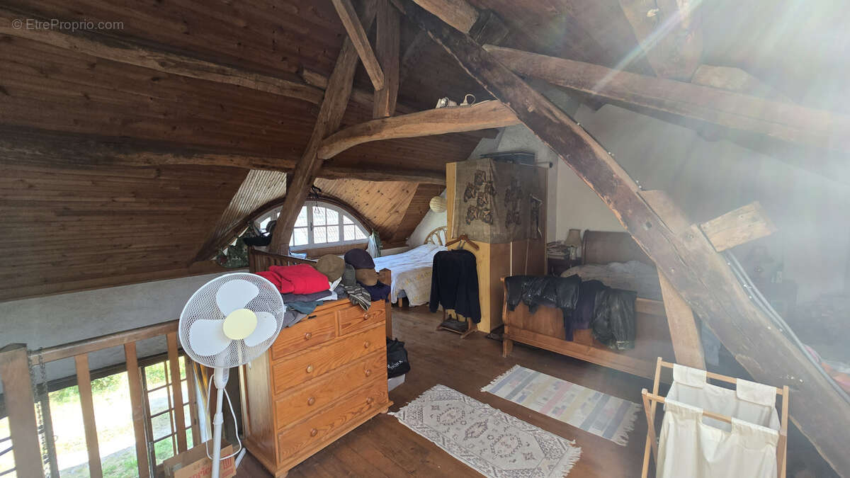 Maison à TAVERS
