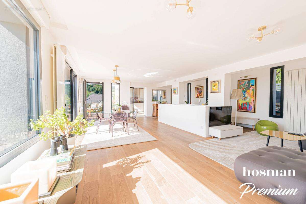 Maison à LE PLESSIS-ROBINSON