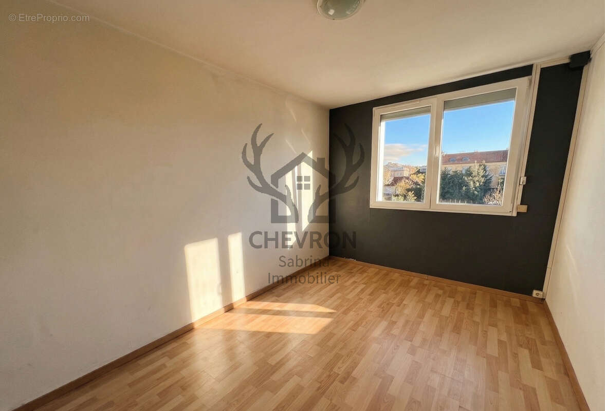 Appartement à CHARLEVILLE-MEZIERES
