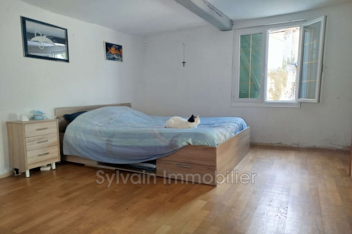 Maison 125 m² à Forges-Les-Eaux  - photo 4