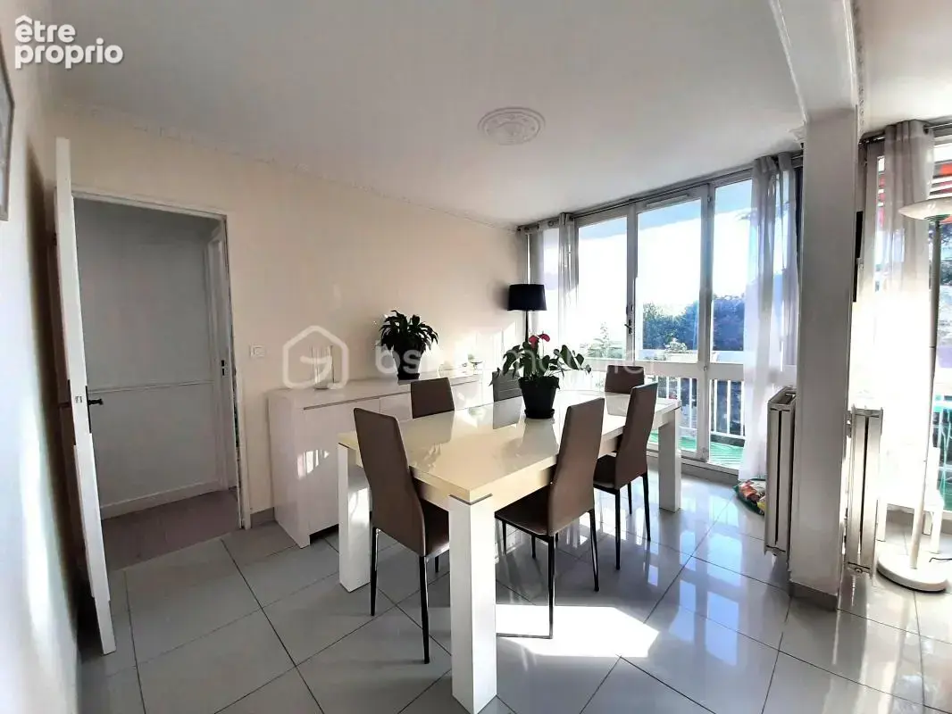 Appartement t5  avec grand balcon - photo 4