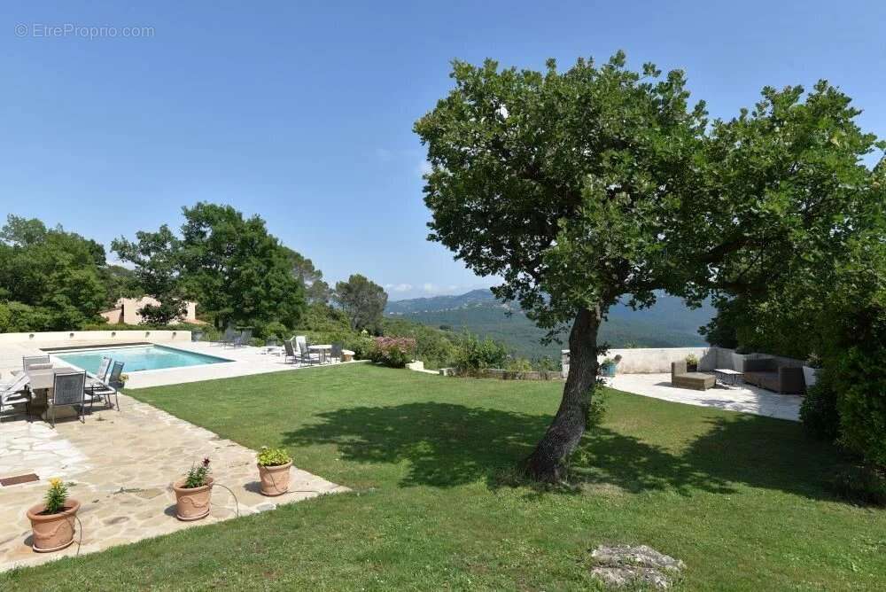 Maison à MONTAUROUX