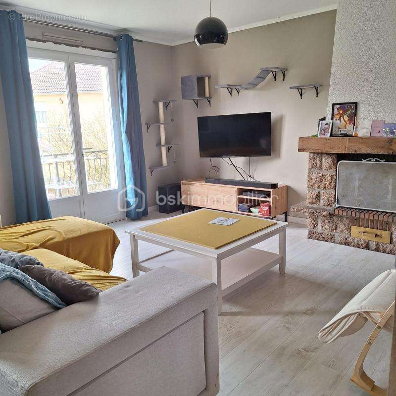 Maison à MAYENNE