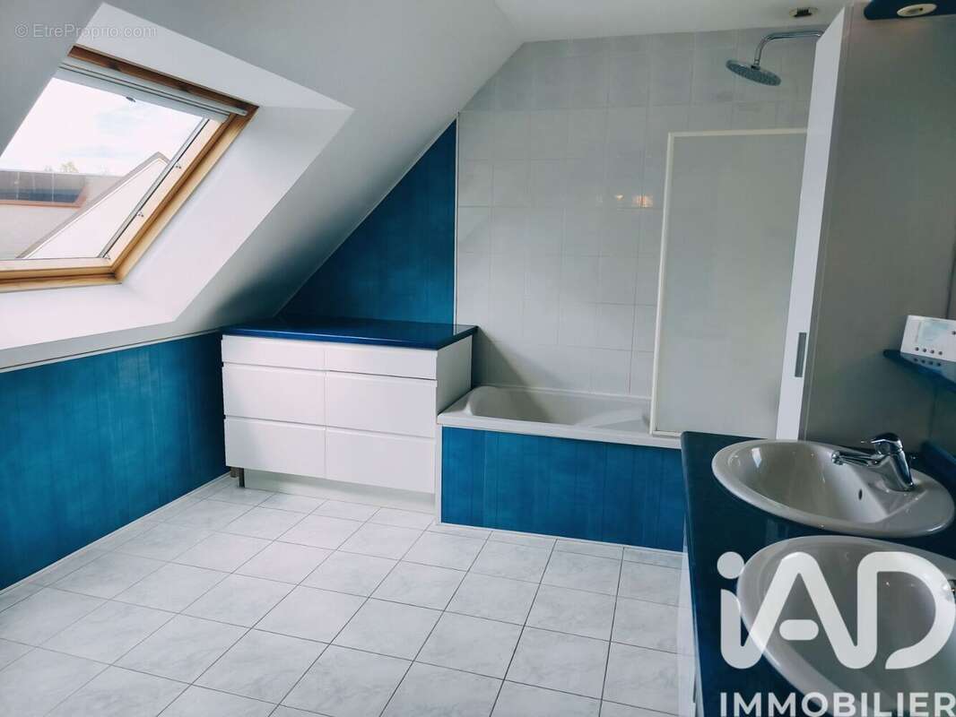 Maison 165 m² à Mouen  - photo 7