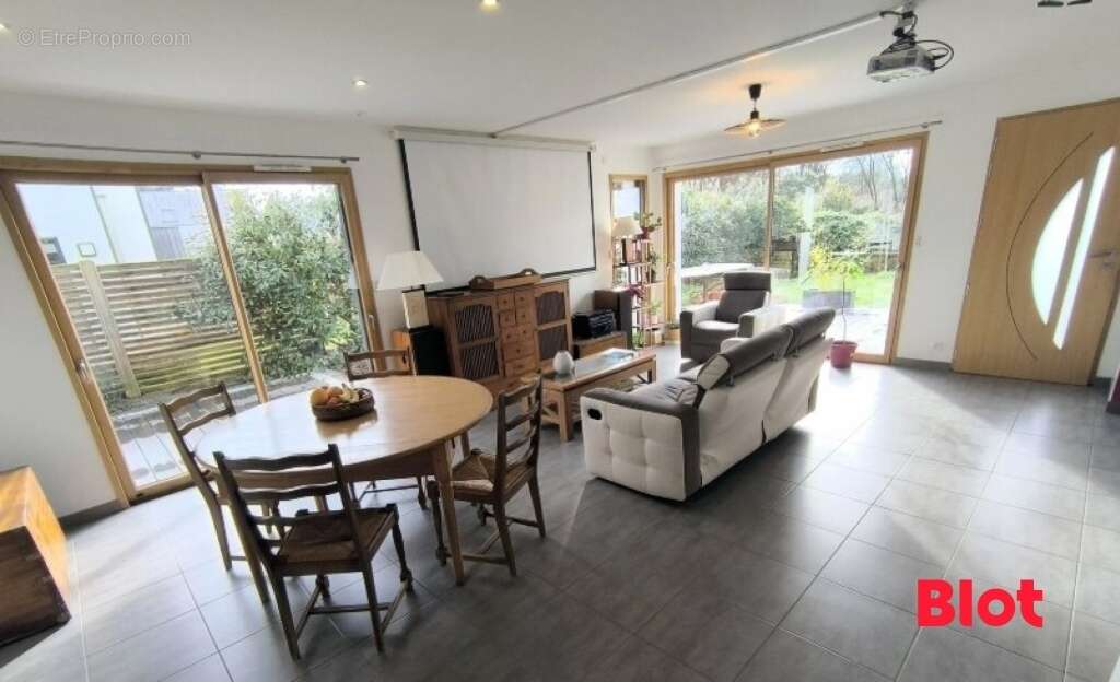 Maison à CHATEAUBOURG