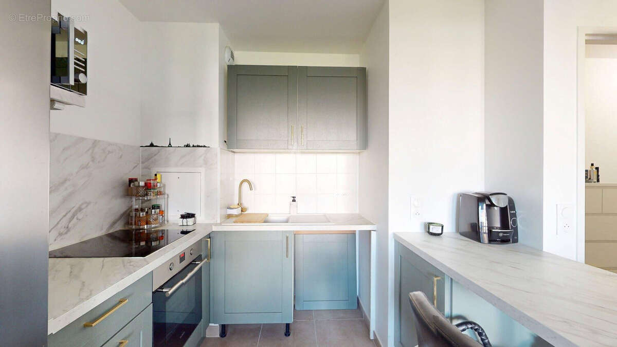 Appartement à LE PLESSIS-ROBINSON