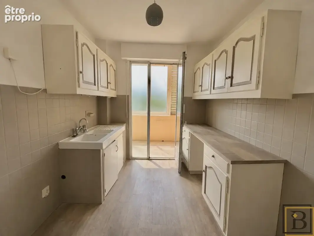 très agréable 3 pièces  95 m2 avec terrasse de 24 m2 au calme - photo 11