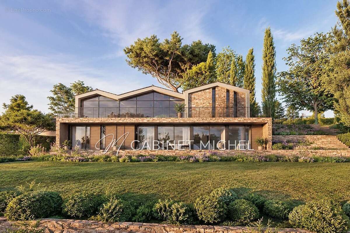 Maison à VALBONNE