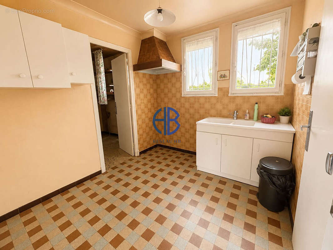 Maison à ECHIROLLES
