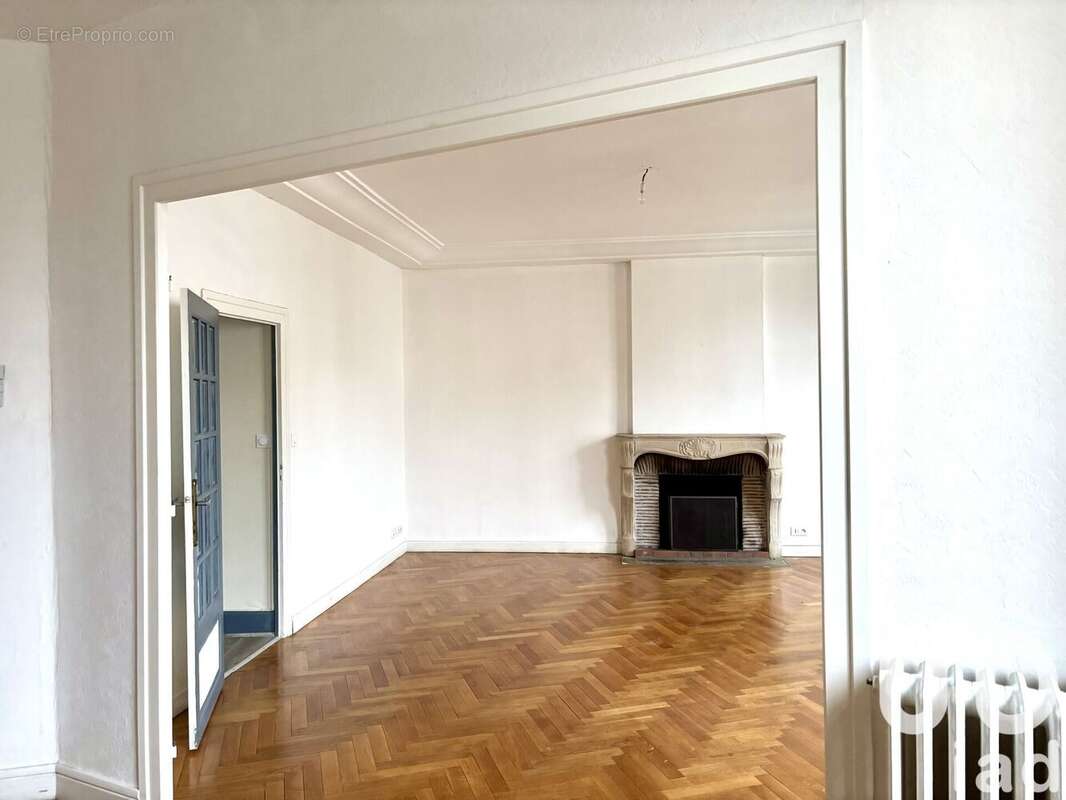 Photo 2 - Appartement à BOURBON-LANCY