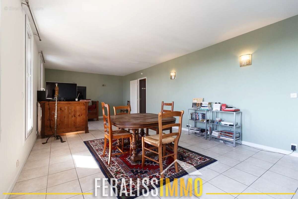 Appartement à ERAGNY