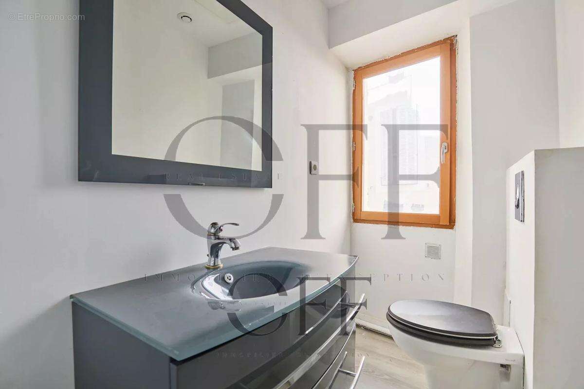Appartement à MARSEILLE-2E