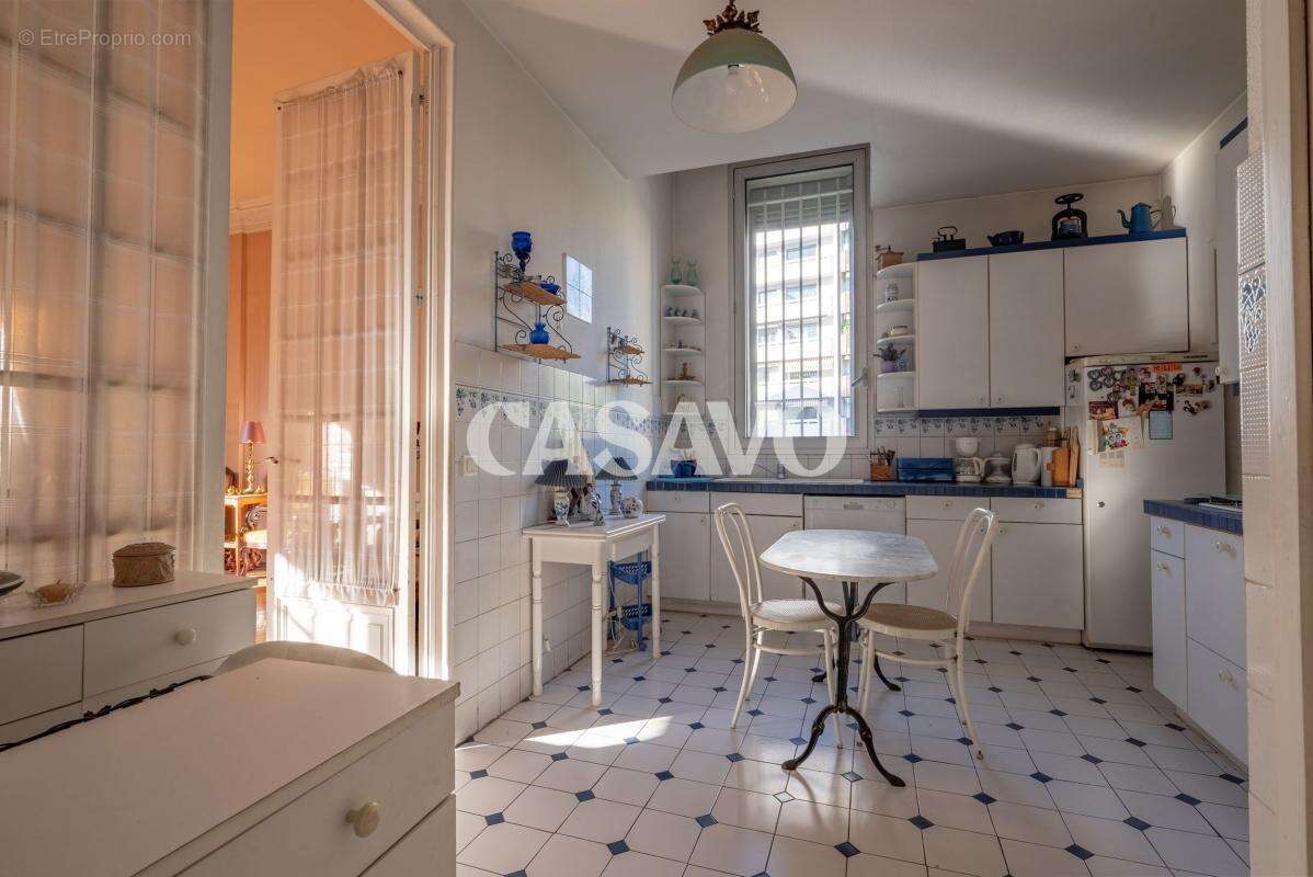 Appartement à MARSEILLE-8E