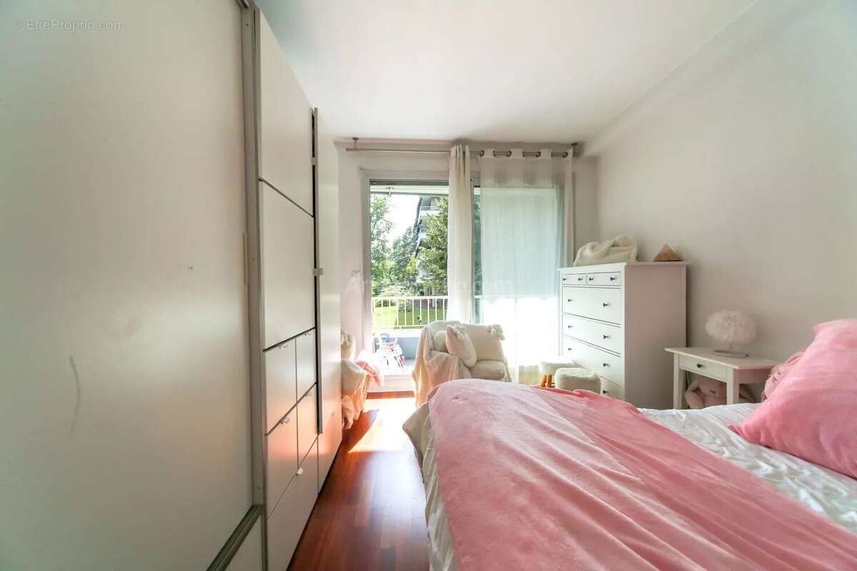 Appartement à MEYLAN