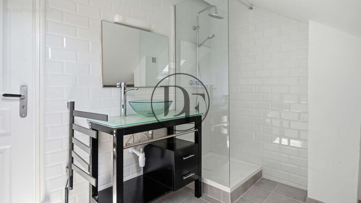 Appartement à FONTAINEBLEAU