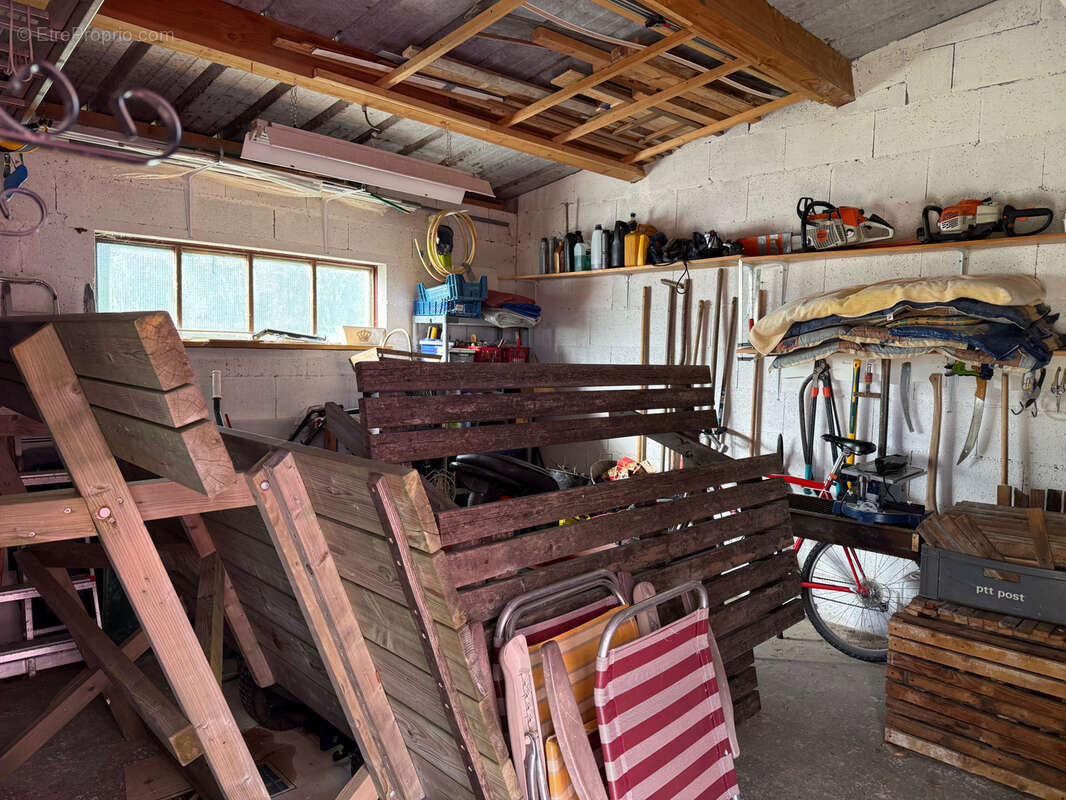 Maison à GOUTTIERES