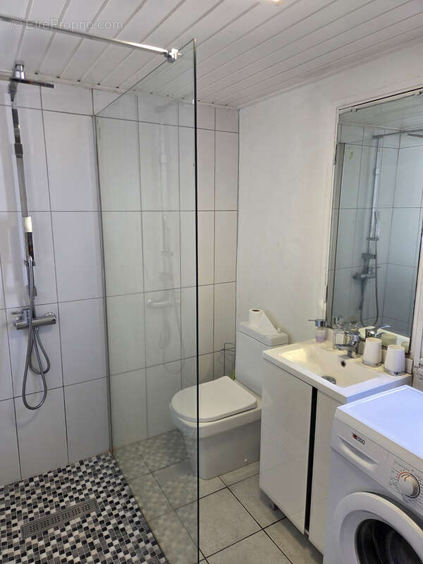 A vendre à La Montagne, villa créole F4-5 + bungalow - photo 17