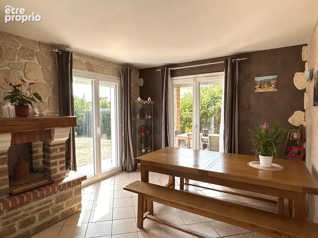 Belle maison familiale de 6 pieces de 148 m2 + annexes sur un terrain de 921 m2 - photo 4