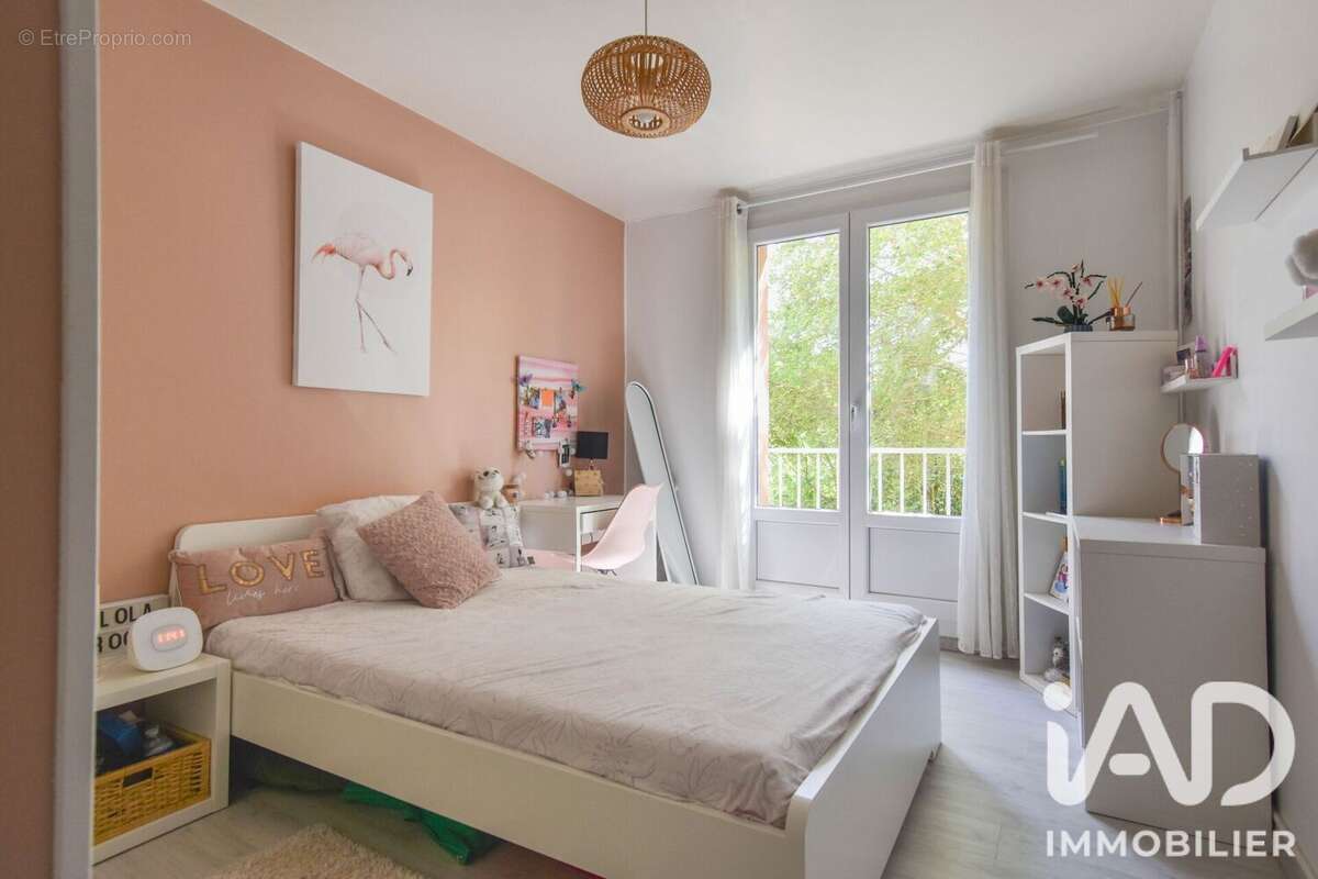 Appartement 75 m² à Auriol  - photo 9