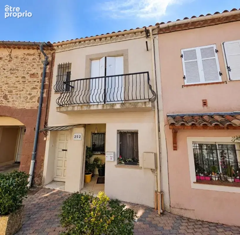 Appartement À Vendre T3 78M² RDC - photo 1