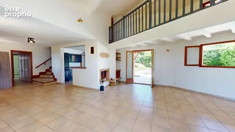 Villa T5 + T2 avec piscine et grand jardin - photo 3
