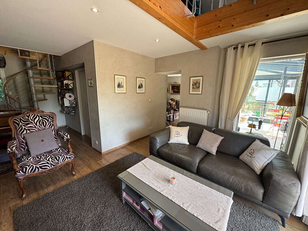 Maison à VILLETTE-D'ANTHON