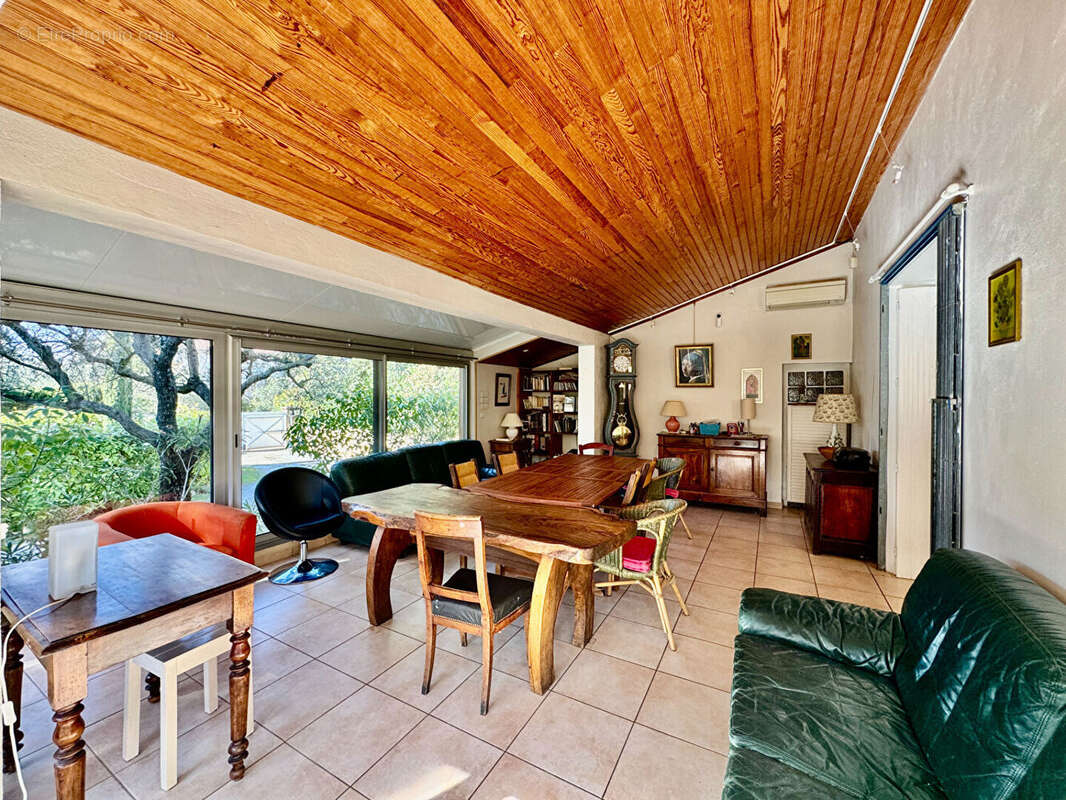 Maison à VILLENEUVE-LES-AVIGNON