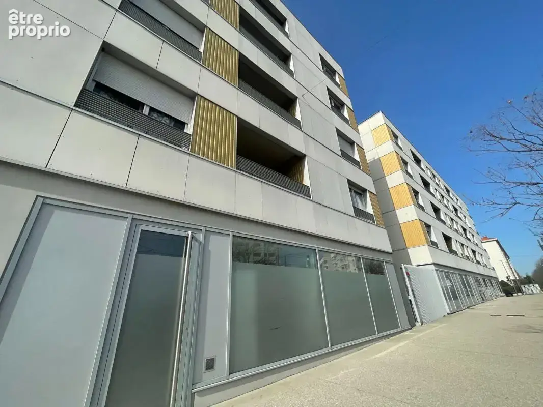 Local d'activité de 36,60 m² à 120 000 - photo 6
