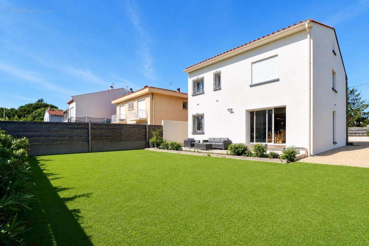 Maison à ELNE