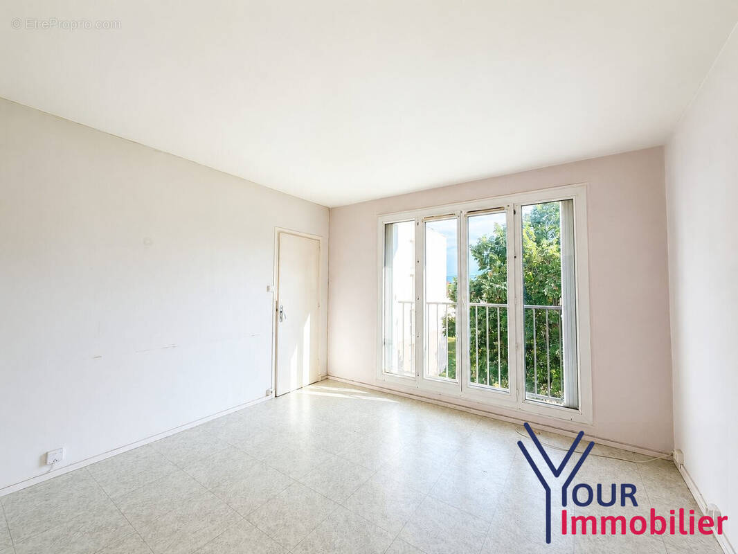 Appartement à GRIGNY