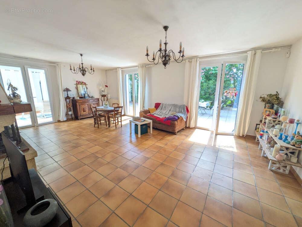 Maison à VILLENEUVE-TOLOSANE