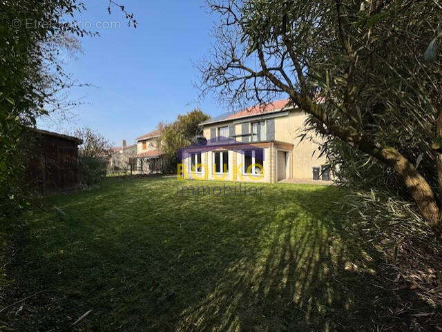 Maison à ROSIERES-AUX-SALINES