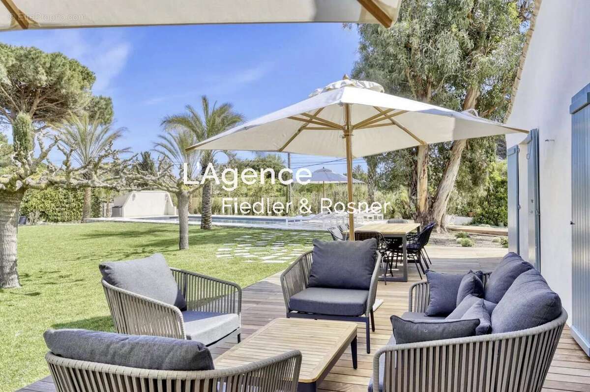 Maison à RAMATUELLE