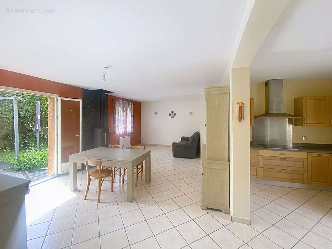 Maison à GENAS