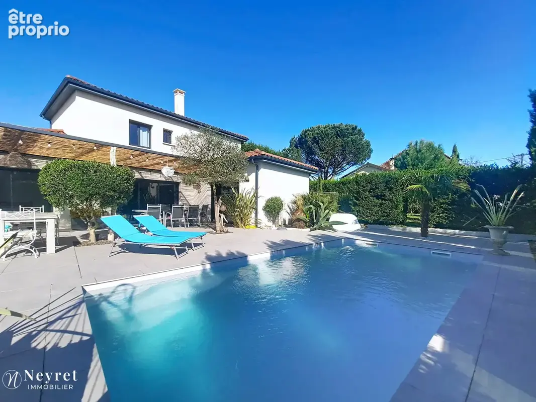 Ternay   Villa contemporaine d’exception avec piscine et jardin paysager - photo 13