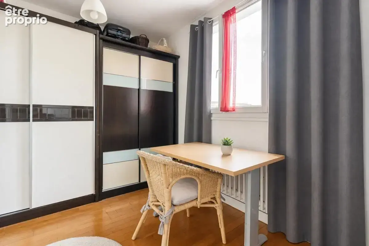 Maison de 4 pièces de 91 m² à Bondy - photo 9