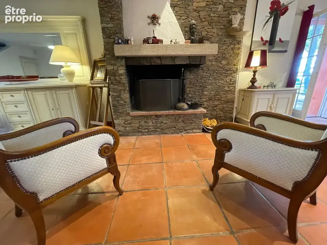 Demeure d’Exception à Sainte-Maxime : Luxe, Vue Mer & Accès Direct à La Plage - photo 12