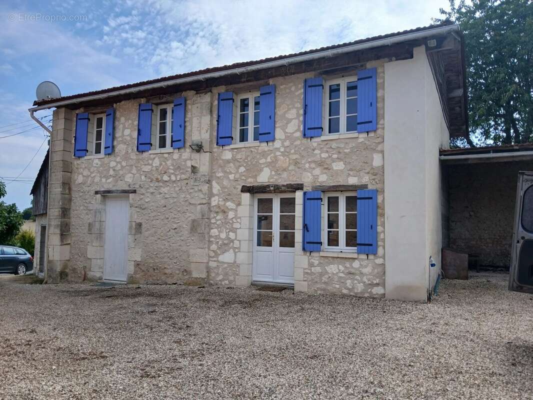 Maison à TOCANE-SAINT-APRE